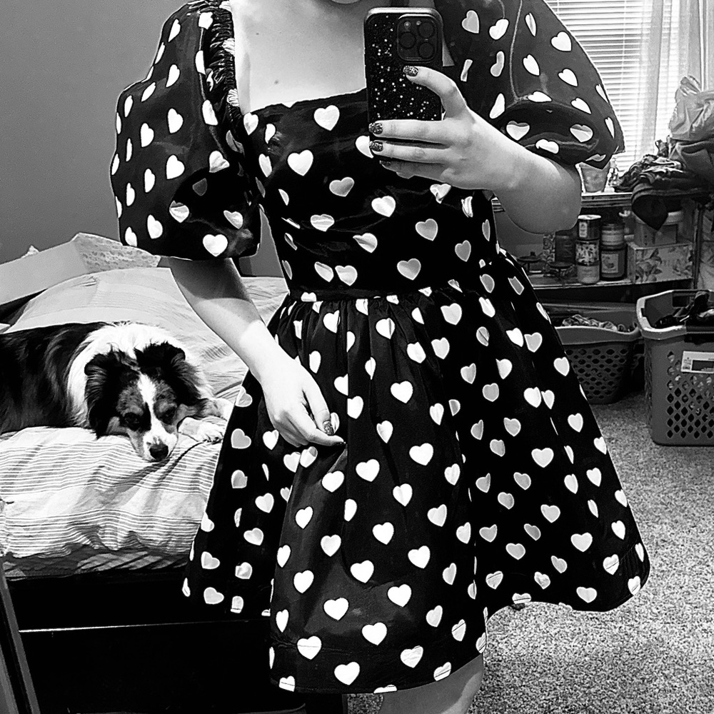 New York & Company Heart-Print Off-The-Shoulder Puff-Sleeve Bubble-Dress